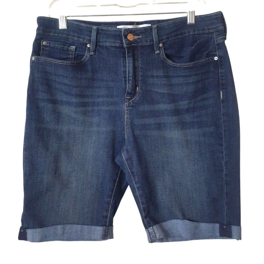 Levis Women's Denim Bermuda Shorts 14 Girlfriend Urban Sculpt Cuffed 90s Y2K